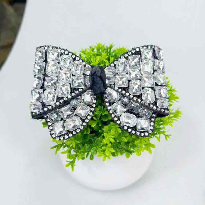 シューズアクセサリー レディース 靴飾り リボン 蝶結び ラインストーン ジルコニア アクリル ビジュー デコレーション パンプス サンダル スニーカー 結婚式 パーティー 普段使い エレガント ブラック 黒 高級感 春夏