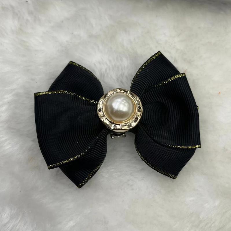 ・カテゴリ: シュークリップ ・スタイル: デイリーカジュアル ・: リボン ・素材: グログランリボン ・シューズタイプ: 革靴、ブーツ、サンダル、カジュアルシューズ、布靴 ・カラー展開: シルバー、ブラック、アイボリー、レッド ・サイズ...