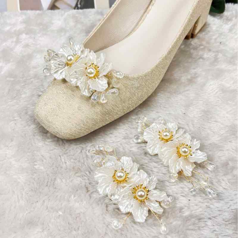 シューズアクセサリー レディース パール ビジュー ラインストーン パーツ ホワイト 高級感 エレガント 上品 ゴージャス パンプス ハイヒール サンダル スニーカー ブーツ 結婚式 披露宴 普段使い フォーマル 華やか