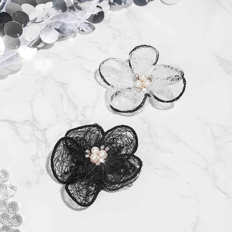 シューズアクセサリー レディース ベルベット ビジュー ラインストーン レトロ アンティーク風 布製 ハンドメイド 白 黒 ヘアアクセサリー おしゃれ かわいい 高級感 上品 華やか 秋冬 結婚式 パーティー フォーマル