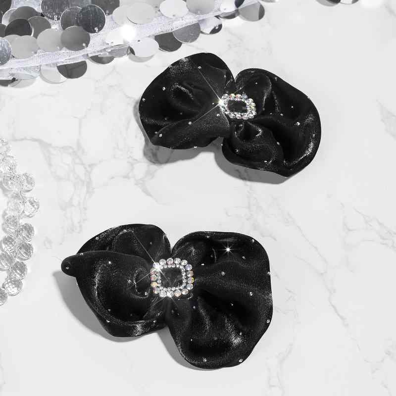 シューズアクセサリー レディース ベルベット ビジューバックル 布製 パーツ 髪飾り ハンドメイド レトロ ヴィンテージ風調 高級感 秋冬 アイボリー ブラック アレンジ フォーマル 普段使い パーティー 華やか 小物 シック