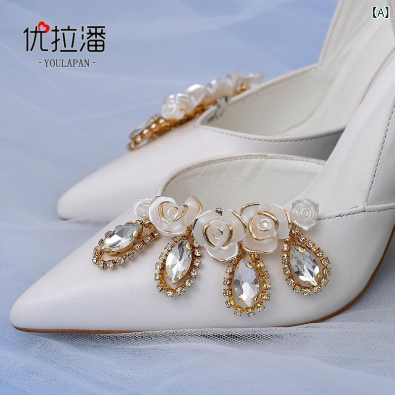 シューズアクセサリー レディース 靴飾り ラインストーン ビジュー ジルコニア クリスタル キラキラ 着脱簡単 ワンタッチ パンプス 結婚式 パーティー フォーマル 華やか 上品 高級感 シルバー きれいめ