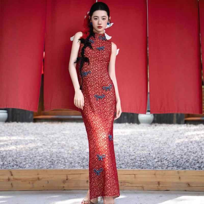 樂天商城 - チャイナドレス レディース ワンピース 結婚式 披露宴 二次会 高級感 型 ノースリーブ Aライン ハイウエスト ロング丈 春夏 赤 きれいめ 上品 エレガント 華やか フォーマル フェミニン 体型カバー 無地 背中リボン スリット 細見え