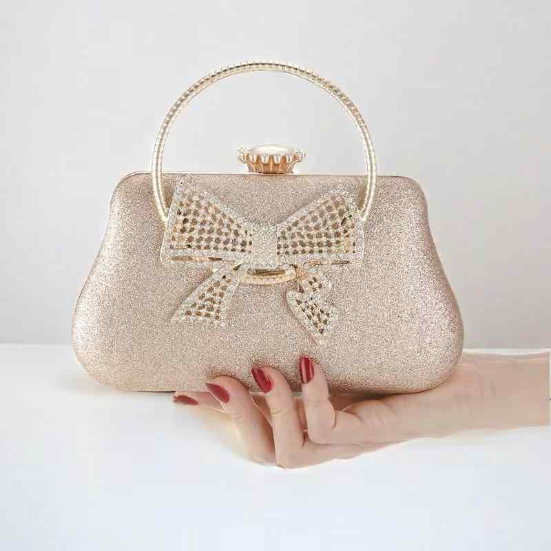 パーティーバッグ レディース クラッチ ポシェット 結婚式 二次会 フォーマル ラインストーン ビジュー キラキラ PUレザー 秋冬 チェーン 縦長 スクエア 都会的 華やか 高級感 ゴールド シルバー シャンパン