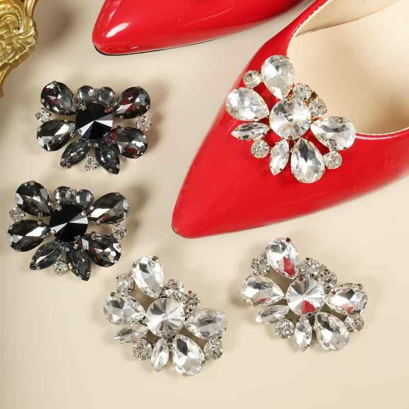 シューズアクセサリー レディース リボン ビジュー クリスタル ラインストーン 上品 高級感 エレガント 華やか キラキラ 取り外し パンプス 結婚式 パーティー 二次会 スニーカー サンダル ゴールド シルバー オールシーズン