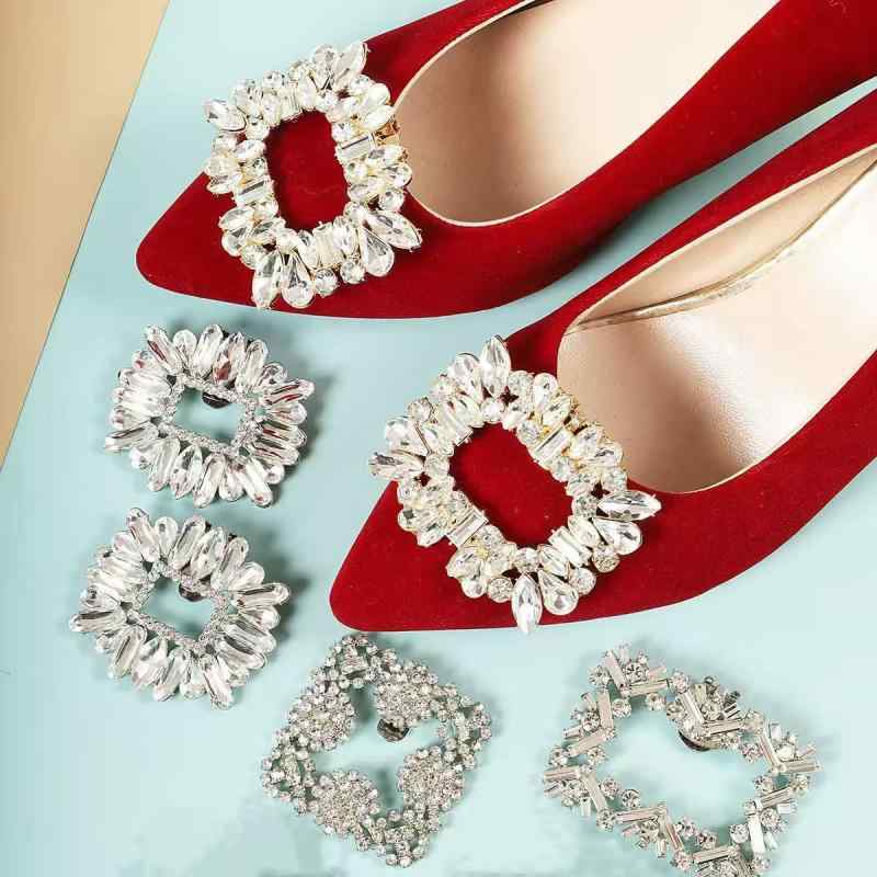 シューズアクセサリー レディース クリップ ラインストーン ビジュー スクエア バックル パンプス ヒール 靴飾り パーティー 結婚式 フォーマル エレガント 華やか キラキラ 上品 高級感 春夏 ワンポイント デコレーション フラワー