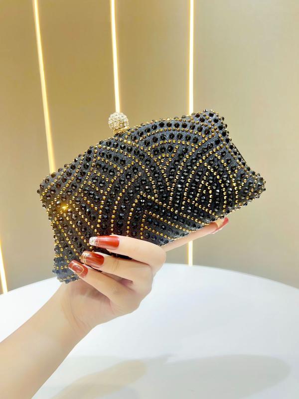 パーティーバッグ レディース クラッチ 鞄 かばん キラキラ ラインストーン ジルコニア 華やか エレガント 上品 高級感 チェーン スクエア ボックス型 ブラック ゴールド シルバー 結婚式 二次会 お呼ばれ ドレス 春夏