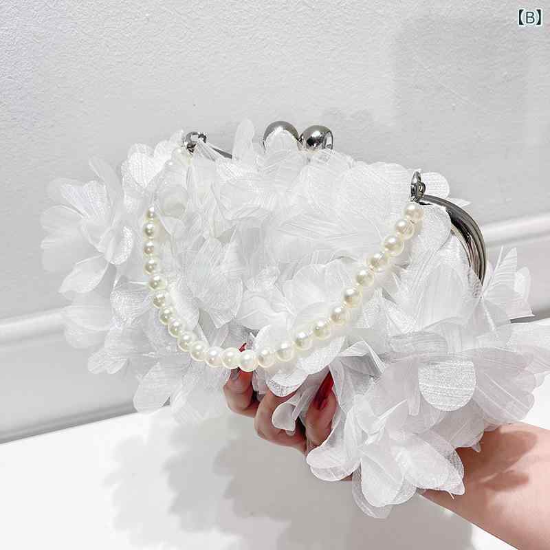 ハンドバッグ レディース 鞄 クラッチ パーティー用 結婚式 お呼ばれ フォーマル 春夏 キャンバス クラウド ギャザー 花 フラワー パール チェーン 金具 高級感 大人かわいい スクエア ローズ ホワイト ブラック