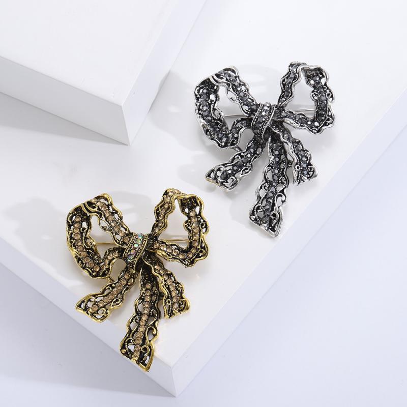 ブローチ レディース リボン バタフライ コサージュ ラインストーン ビジュー ジルコニア 高級感 電気..