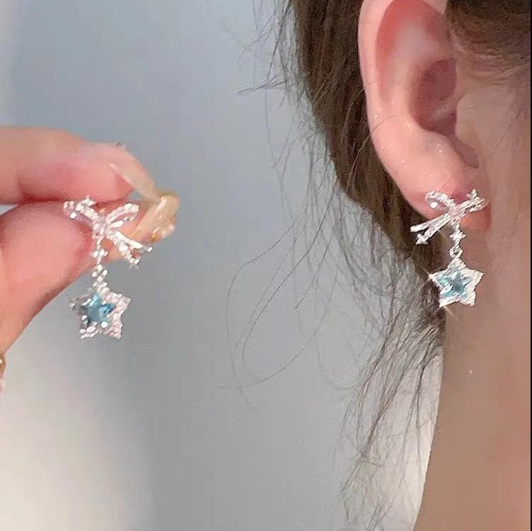 Rakuten - ピアス メンズ レディース ジルコニア 星 スター 星形 リボン モチーフ アイスブルー ミント クリア 電気メッキ加工 合金 控えめ 小さめ 華奢 個性的 かわいい おしゃれ 韓国 清潔感 フェミニン 爽やか 春夏 ジュエリー 普段使い パーティー デ