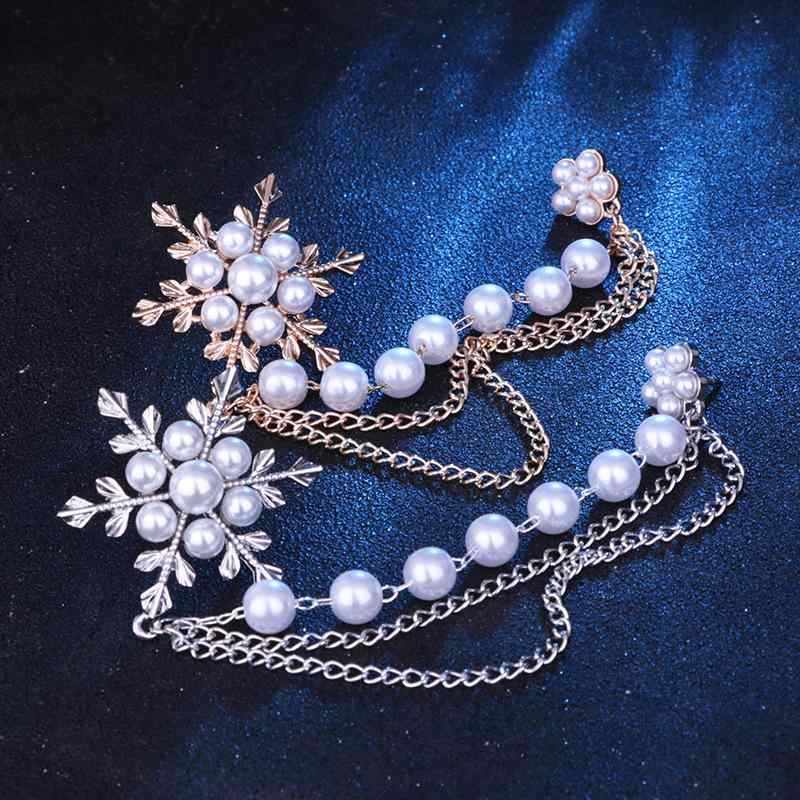 ブローチ レディース 雪の結晶 スノーフレーク パール パール ジルコニア ラインストーン タッセル チェーン コサージュ 氷花 揺れる 華やか 上品 電気メッキ加工 合金 金 銀 結婚式 パーティー 卒業式 韓国
