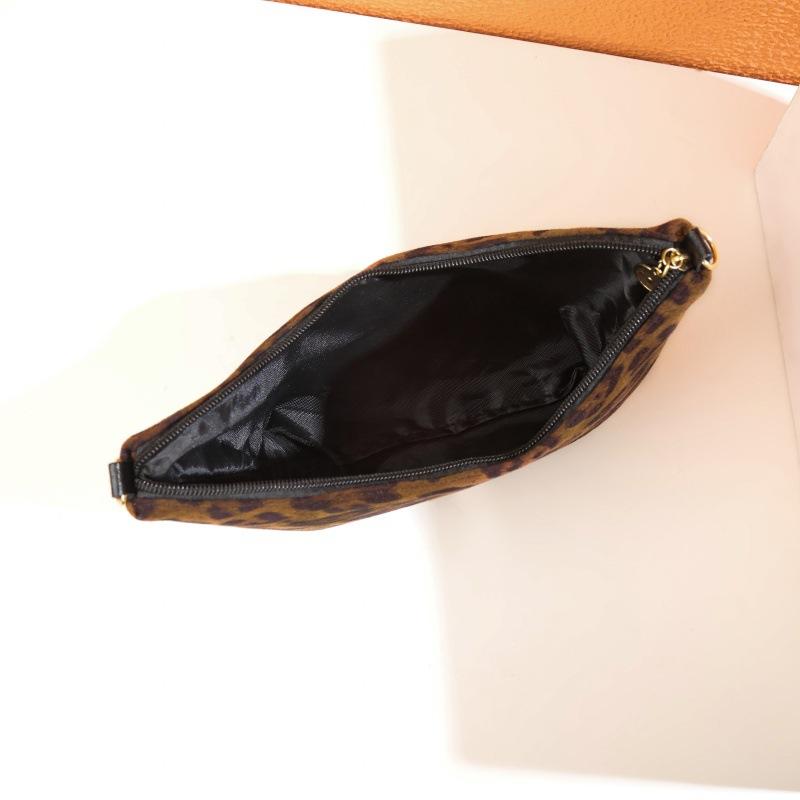 トートバッグ レディース ヒョウ柄 鞄 カバン 肩掛け 手提げ 大容量 PVC レトロ ヴィンテージ風風 秋冬 アニマル柄 通勤 普段使い お出かけ 横型 ファスナー 内ポケット ブラウン カジュアル 高級感 軽量(4.0)