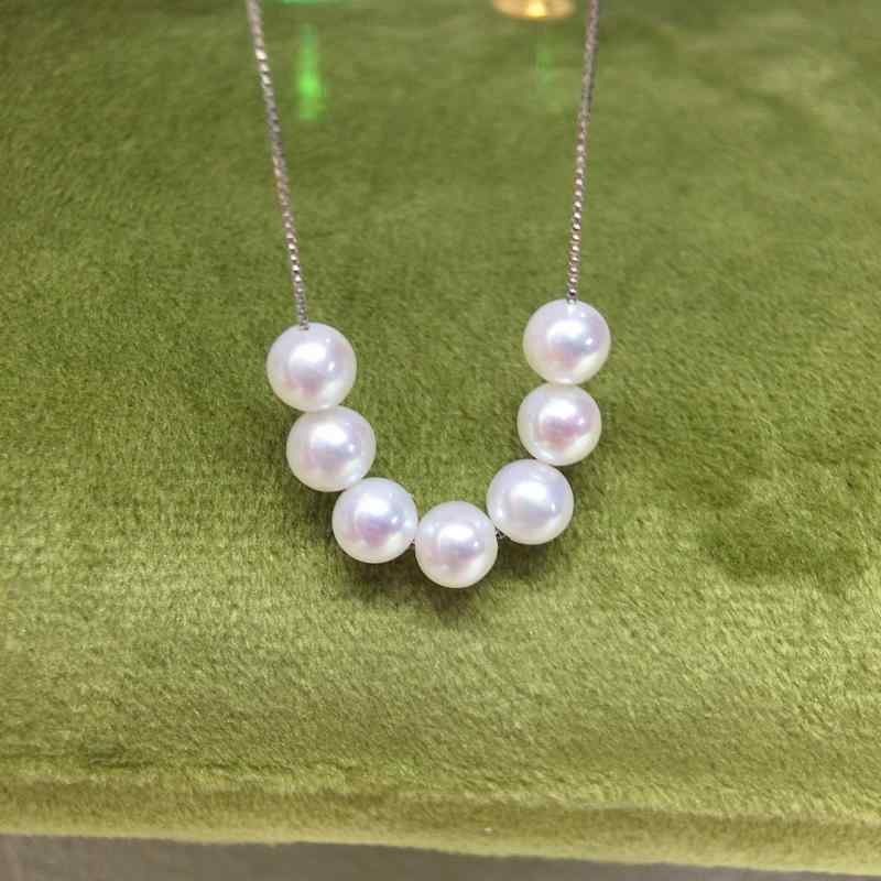 ・カテゴリ: ペンダント・スタイル: オフィスカジュアル・素材: シルバー925・パールの種類: 淡水パール・パールの形状: ボタン・要素: ナチュラル・カラー展開: ホワイト、7珠スマイル、ジルコニア入りスマイル