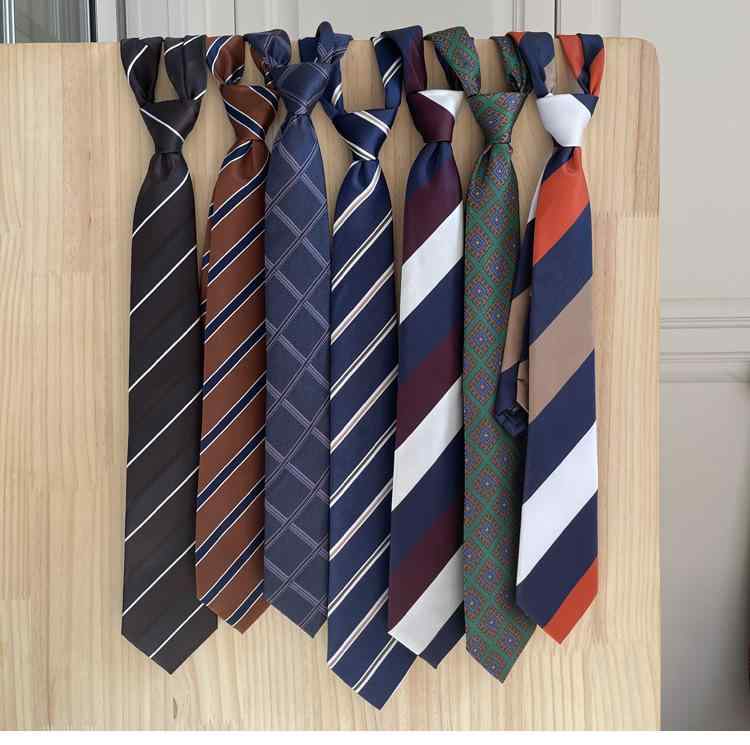 ・カテゴリ: ネクタイ・性別: メンズ・対象: 大人用・スタイル: ビジネス・素材: ポリエステル・柄: ストライプ、ジオメトリック・加工: ジャガード織り・剣先幅: 8cm