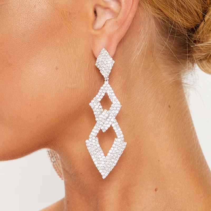 ピアス レディース 菱形 ひし型 ジオメトリック ジルコニア ラインストーン アクセサリー 高級感 上品 華やか ヴィンテージ風風 レトロ 小顔効果 きれいめ 電気メッキ加工 通勤 普段使い 結婚式 シルバー ゴールド 秋冬