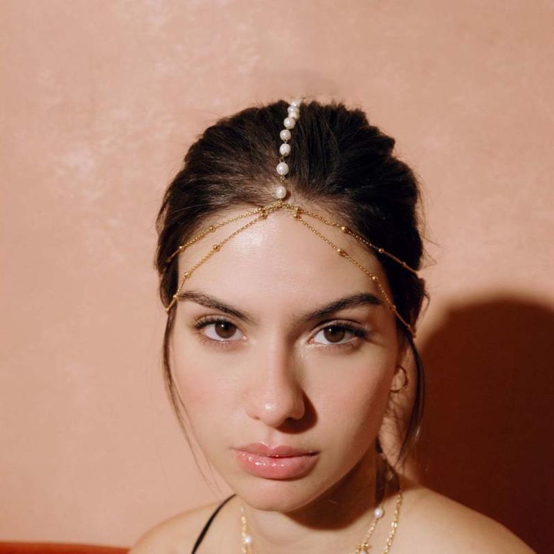 ・素材: ラインストーン・スタイル: レトロ・要素: パール・加工工程: メッキ・カラー: シルバー、ゴールド