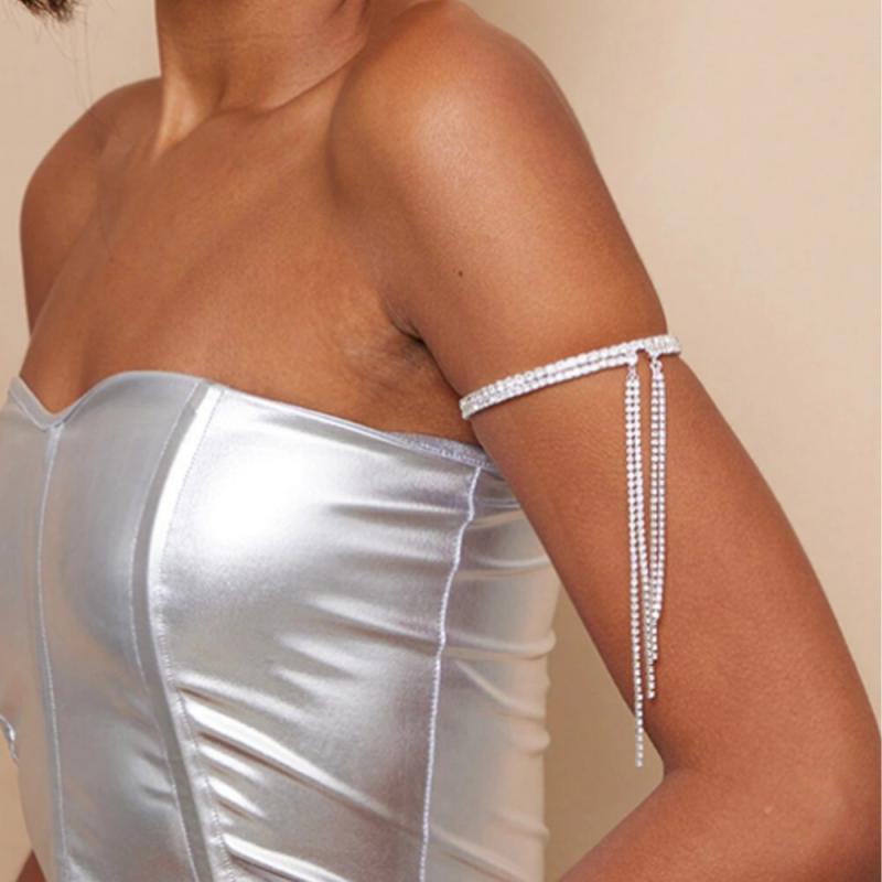 ブレスレット レディース アームレット 腕輪 ラインストーン ジルコニア タッセル 多連 キラキラ ゴージャス アクセサリー 電気メッキ加工 春夏 シルバー ゴールド 華やか 結婚式 パーティー 二次会