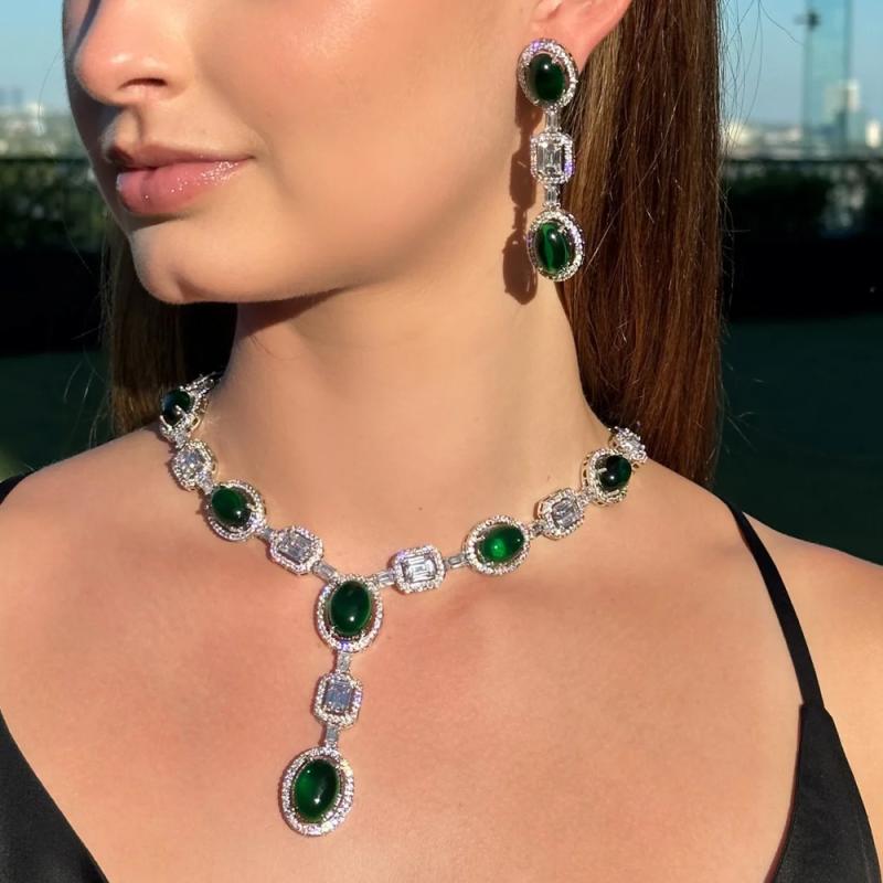 ネックレス レディース ピアスセット アクセサリー 高級感 ジルコニア ラインストーン ゴージャス 結婚式 パーティー フォーマル スクエア 四角 ドロップ 雫 首飾り 耳飾り 華やか シルバー ゴールド グリーン 春夏