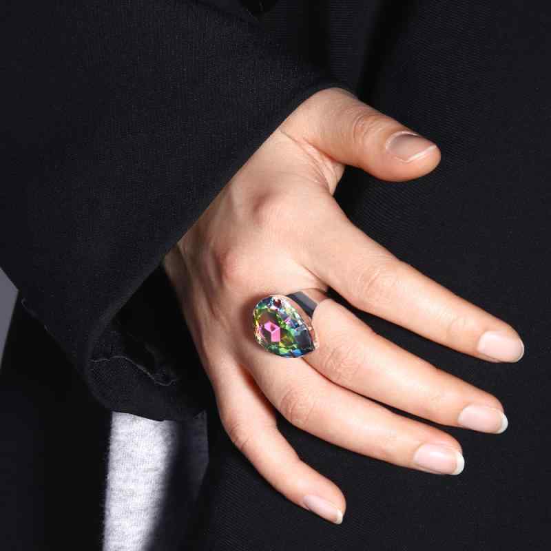 指輪 レディース リング アクセサリー ジュエリー 楕円 オーバル 幾何学 シンプル 個性的 フリーサイズ 電気メッキ加工 ラインストーン ジルコニア 高級感 欧米風 カジュアル オフィス 通勤 春夏 ゴールド シルバー