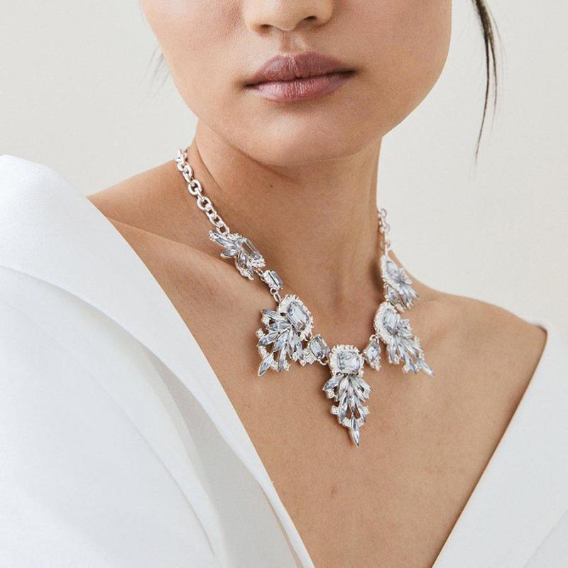 ネックレス レディース ラインストーン ジルコニア 電気メッキ加工 幾何学模様 サークル リング チョー..