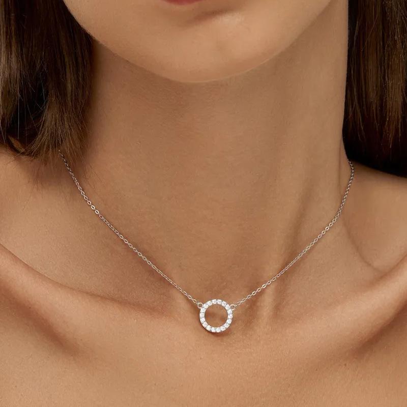 ・カテゴリ: ネックレス・スタイル: 欧米風、オフィス、カジュアル・主な素材: ラインストーン・加工: メッキ加工・ペンダント素材: ラインストーン・チェーンの種類: 標準チェーン・カラー展開: シルバー、ゴールド・要素: 幾何学、サークル...