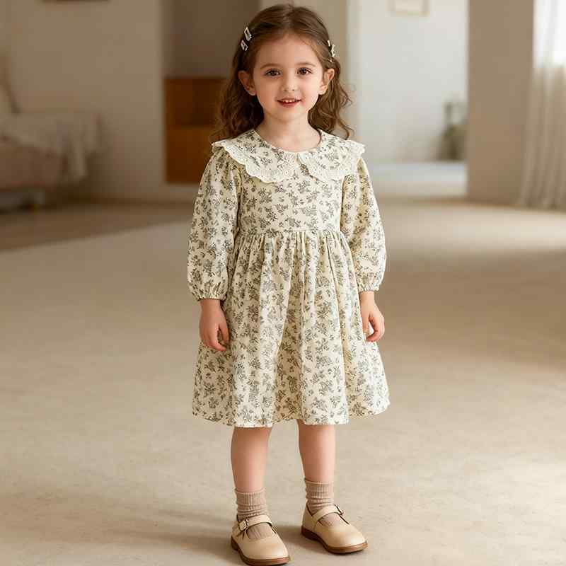 ワンピース 女の子 キッズ ベビー 長袖 小花柄 総柄 丸襟 襟 綿 コットン 天然素材 Aライン フレア 春秋 カジュアル かわいい お出かけ 通園 普段使い 柔らかい 吸湿性 通気性 伸縮性 韓国 子供服