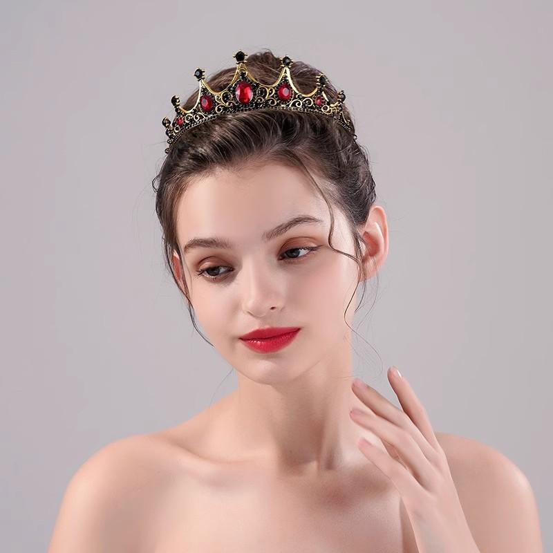 ティアラ レディース ヘアアクセサリー ヘッドドレス 髪飾り 王冠 ブライダル 結婚式 披露宴 アンティーク調 韓国 プリンセス 華やか ゴージャス 合金 クリスタル レッド ブロンズ 電気メッキ加工 エレガント ジルコニア