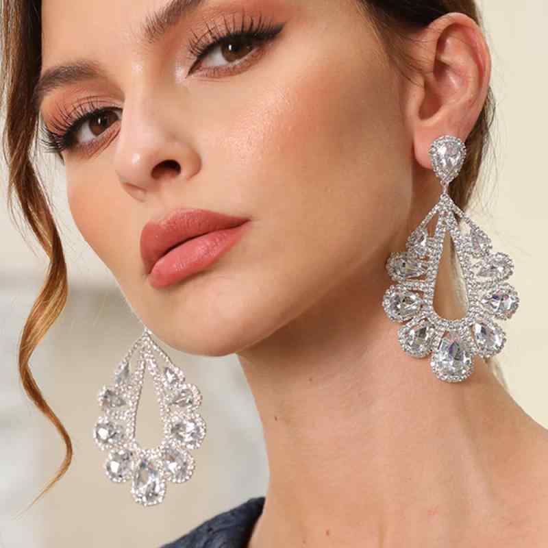 ピアス レディース 春夏 フープ リング スタッド ラインストーン ジルコニア 大ぶり キラキラ 豪華 華やか 高級感 電気メッキ加工 ゴールド シルバー ラウンド 丸型 インスタ映え パーティー ホワイト レッド グリーン