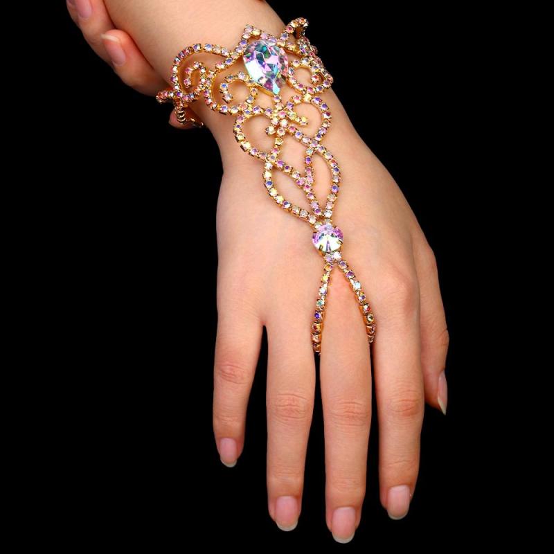 フィンガーブレスレット レディース 手甲 指輪 一体型 幾何学 ひし形 ラインストーン 電気メッキ加工 エキゾチック エスニック 秋冬 通勤 普段使い パーティー 銀 金 高級感 華やか 上品 アクセサリー