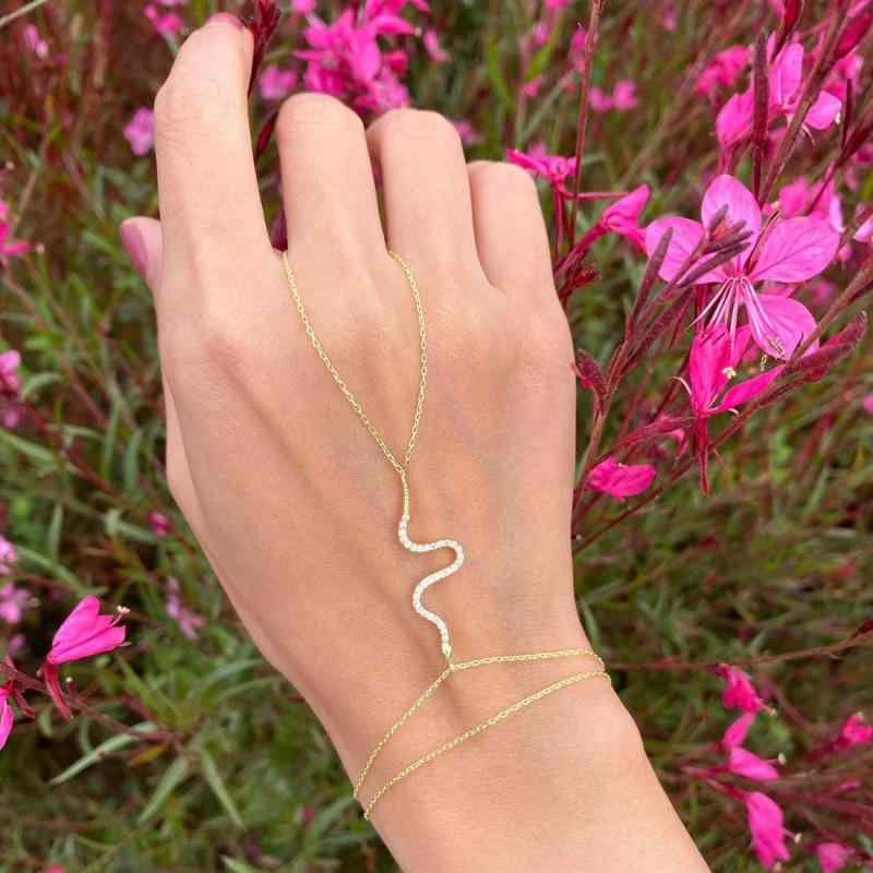 ブレスレット レディース フィンガーブレスレット ハンドハーネス スネーク 蛇 動物 ラインストーン ジルコニア 電気メッキ加工 チェーン 華奢 個性的 かわいい 通勤 普段使い パーティー 春夏 ゴールド シルバー