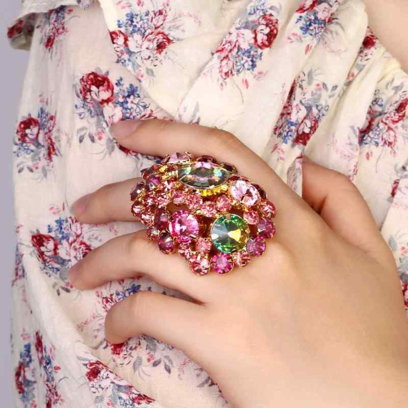 指輪 レディース リング オーバル 楕円 ラインストーン ビジュー キラキラ 大ぶり 個性的 電気メッキ加..