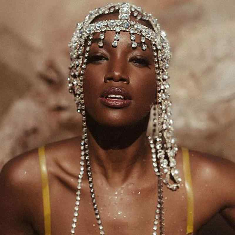 ヘアアクセサリー レディース ヘアチェーン ヘッドドレス 髪飾り フリンジ タッセル ラインストーン しずく 透かし 大ぶり 高級感 電気メッキ加工 パーティー 結婚式 お呼ばれ シルバー ゴールド