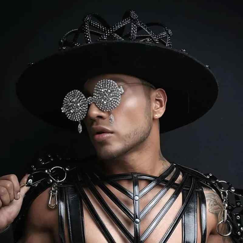 眼鏡フレーム メンズ レディース ラウンド 丸眼鏡 リムレス 縁なし 大枠 ジルコニア ラインストーン メタル シルバー ゴールド 欧米風 おしゃれ 伊達メガネ 通勤 春夏 華やか 高級感 軽量 スクエア顔 小顔効果 普段使い お出かけ