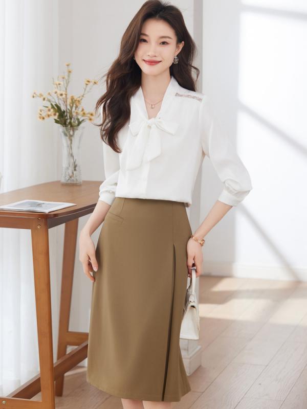 シャツ レディース ブラウス トップス 長袖 無地 襟 オフィス 通勤 冠婚葬祭 きれいめ 上品 清楚 高級感 ボウタイ風 切り替え ポリエス..