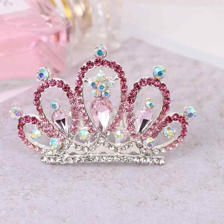 ・カテゴリ: ヘアアクセサリー・素材: 合金・加工: 銀メッキ加工・スタイル: エスニック・対象: 子供用・: クラウン・装飾: クリスタル・利用シーン: 結婚式、誕生日、旅行、記念日、祝日・テイスト: 韓国・カラー展開: ホワイト、マルチカラー、ブルー、ピンク