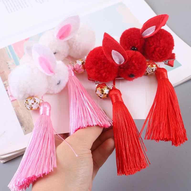 ヘアピン キッズ 女の子 アクセサリー 髪飾り うさぎ ラビット もこもこ ふわふわ ぬいぐるみ風 漢服 和装 レトロ 七五三 お正月 発表会 リボン タッセル 揺れる クリップ ピンク ホワイト レッド 秋冬