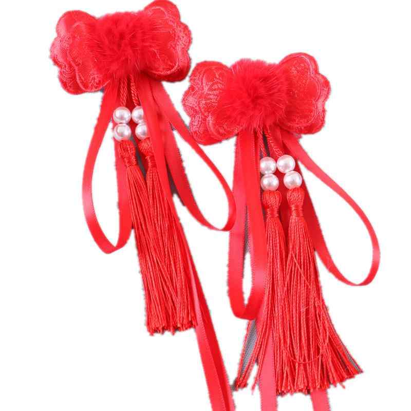 Hair Clips - ヘアクリップ 女の子 キッズ 髪飾り 中華風 古風 漢服 お正月 七五三 発表会 プリンセス ポンポン ファーボール ハンドメイド タッセル 揺れる 民族風 秋冬 花 チェック柄 格子柄 赤 ピンク ゴールド ダッカールクリップ 和装 小物 かわいい 高