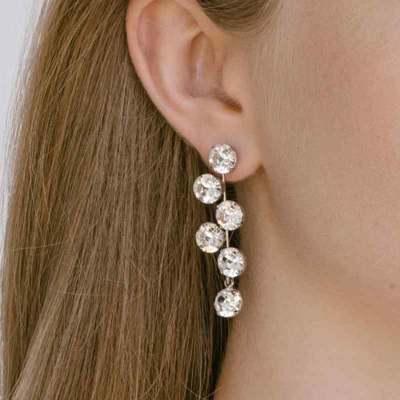 ピアス レディース シルバー ゴールド 揺れる ショート シンプル 幾何学 ラウンド ラインストーン ジルコニア 耳飾り ジュエリー アクセサリー 電気メッキ加工 高級感 通勤 オフィス 普段使い 秋冬 きれいめ 大人 かわいい