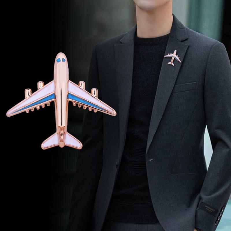 ブローチ メンズ レディース 飛行機 ピンバッジ ピンズ 合金 電気メッキ加工 春夏 普段使い 通勤 カジュアル かわいい 襟ピン ラペルピン ストール留め 落下防止 チラ見え防止 おしゃれ ゴールド シルバー 高級感