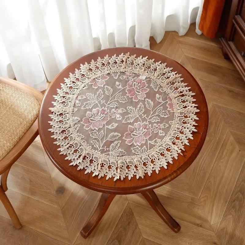 桌巾 - テーブルクロス 円形 丸型 ラウンド 刺繍 レース メッシュ 北欧風 おしゃれ かわいい チュール ローズピンク ダイニング キッチン リビング インテリア 装飾 ほこりよけ マルチカバー マット ランナー ポリエステル 華やか エレガント 高級感 上品