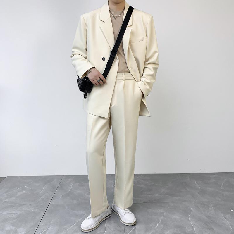 ・フィット感: ルーズフィット・襟型: テーラードカラー・スタイル: 韓国ファッション・柄: 無地・素材: ポリエステル 80%、綿混紡・着用シーン: カジュアル・ベント: センターベント・対象: 青年（18-24歳）・対象性別: 男性・着...