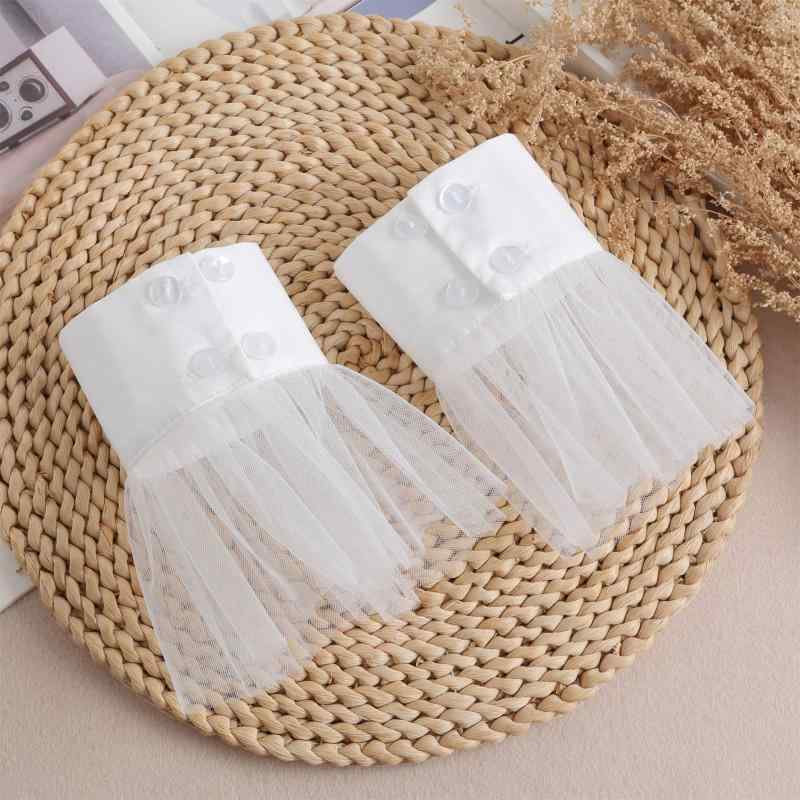 つけ袖 レディース レース チュール プリーツ フリル フェミニン 上品 エレガント 立体 飾り カフス 白 ホワイト オールシーズン 重ね着 おしゃれ きれいめ 普段使い 結婚式 お呼ばれ かわいい 清楚 透け感 手首