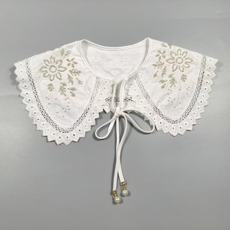 つけ襟 レディース ショール ケープ 刺繍 レース カットワーク 透かし彫り ビッグカラー ハート柄 ポリエステル 上品 ガーリー フェミニン 大人かわいい 高級感 万能 レイヤード 普段使い お出かけ フォーマル 清楚 ホワイト 春夏