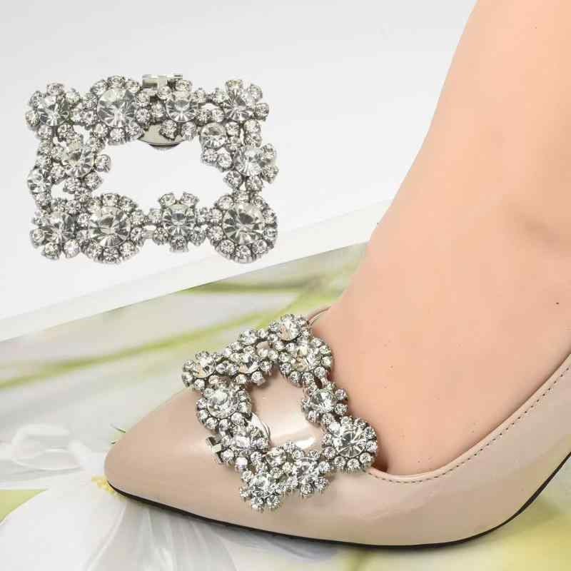 シューズアクセサリー レディース クリップ パーツ ラインストーン ビジュー キラキラ 靴飾り サンダル ブーツ スリッパ 帽子 取り外し 高級感 ゴージャス エレガント シルバー ゴールド カジュアル 通勤 DIY オールシーズン