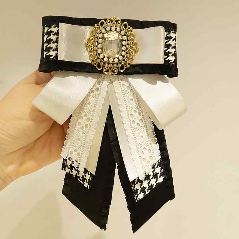 ・カテゴリ: ブローチ・素材: 合金・: リボン・加工: ラインストーン・カラー: ピンク、ブラック、ホワイト、ライトグリーン・対象: レディース・機能: 装飾、ギフト、2WAY