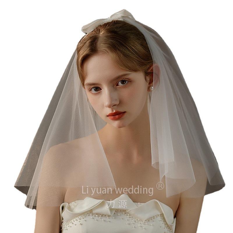 ベール レディース ブライダル ヘッドドレス ヘアアクセサリー リボン ショート 春夏 前撮り 結婚式 撮影小道具 フォトウェディング クリップ コーム 花嫁 高級感 清楚 華やか 白 アイボリー チュールレース