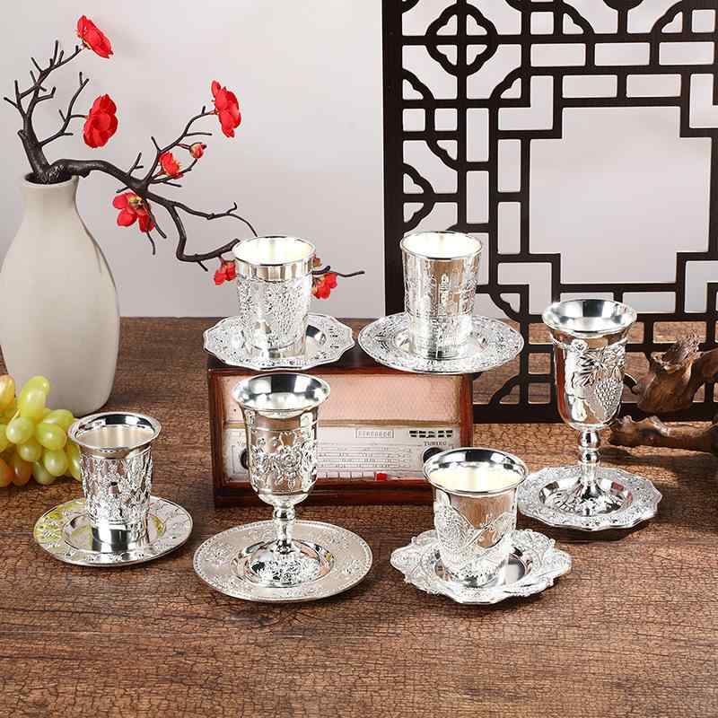 China Ornaments - 酒器セット ゴブレット ワイングラス トレイ お盆 欧風 レトロ アンティーク風 浮き彫り 亜鉛合金 電気メッキ加工 高級感 ラグジュアリー ホテル レストラン ホームパーティー 食卓 華やか エレガント クラシック