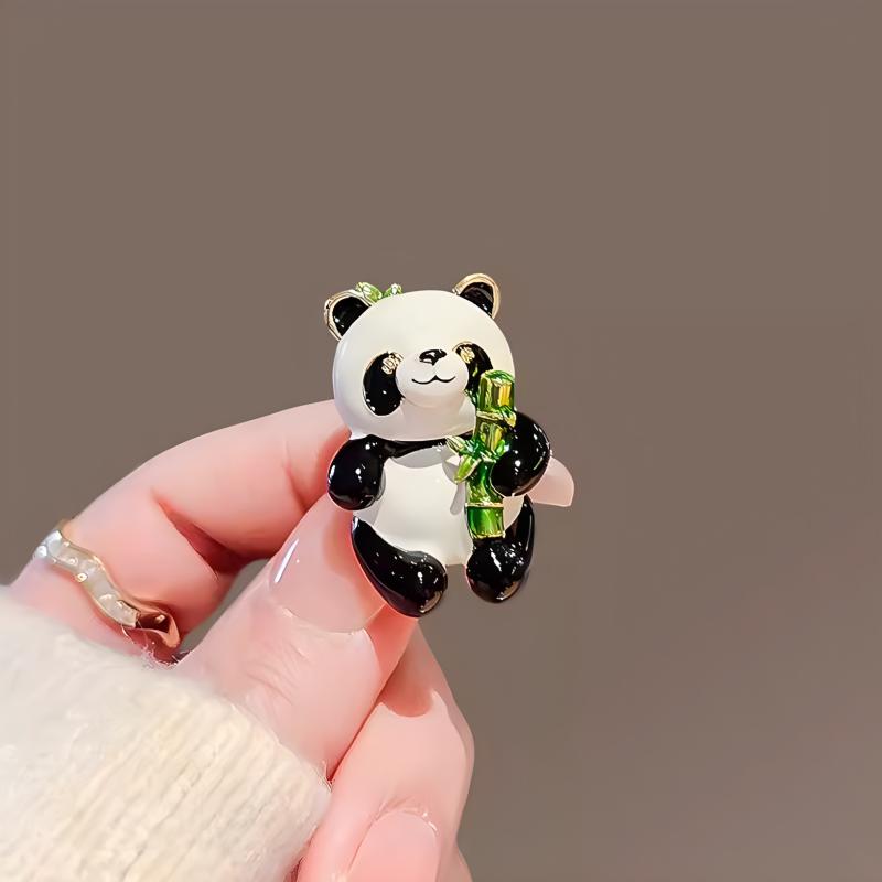 ブローチ メンズ レディース パンダ 竹 中華風 かわいい 個性的 ピン 高級感 コサ...