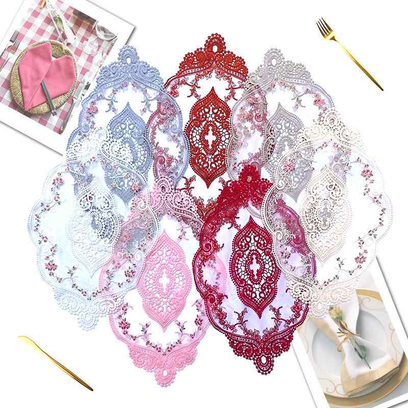 テーブルクロス ケミカルレース 刺繍 花柄 楕円形 クッション ランナー 布製 アンティーク 北欧風 インテリア ティータイム 食卓 ポリエステル ホワイト ベージュ グレー 上品 高級感 おしゃれ かわいい 華やか 敷物