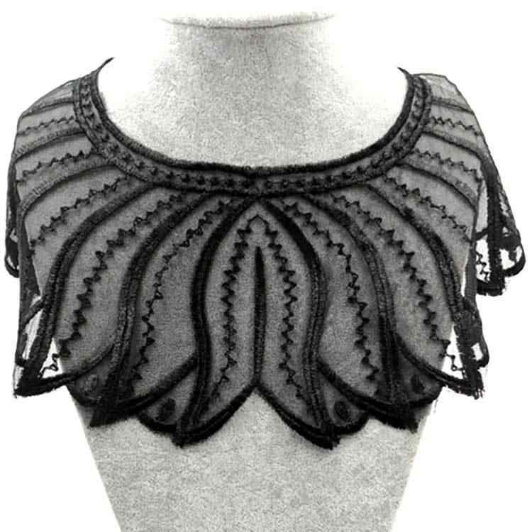 つけ襟 レディース ブローチ コサージュ 刺繍 レース 花柄 フラワー モチーフ ポリエステル ブラック 衿 装飾 取り外し アクセサリー 胸元 パーティー フォーマル 通勤 高級感 上品 大人 40代 婦人服 トップス